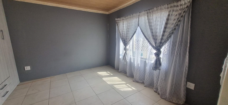 5 Bedroom Property for Sale in Panorama Free State